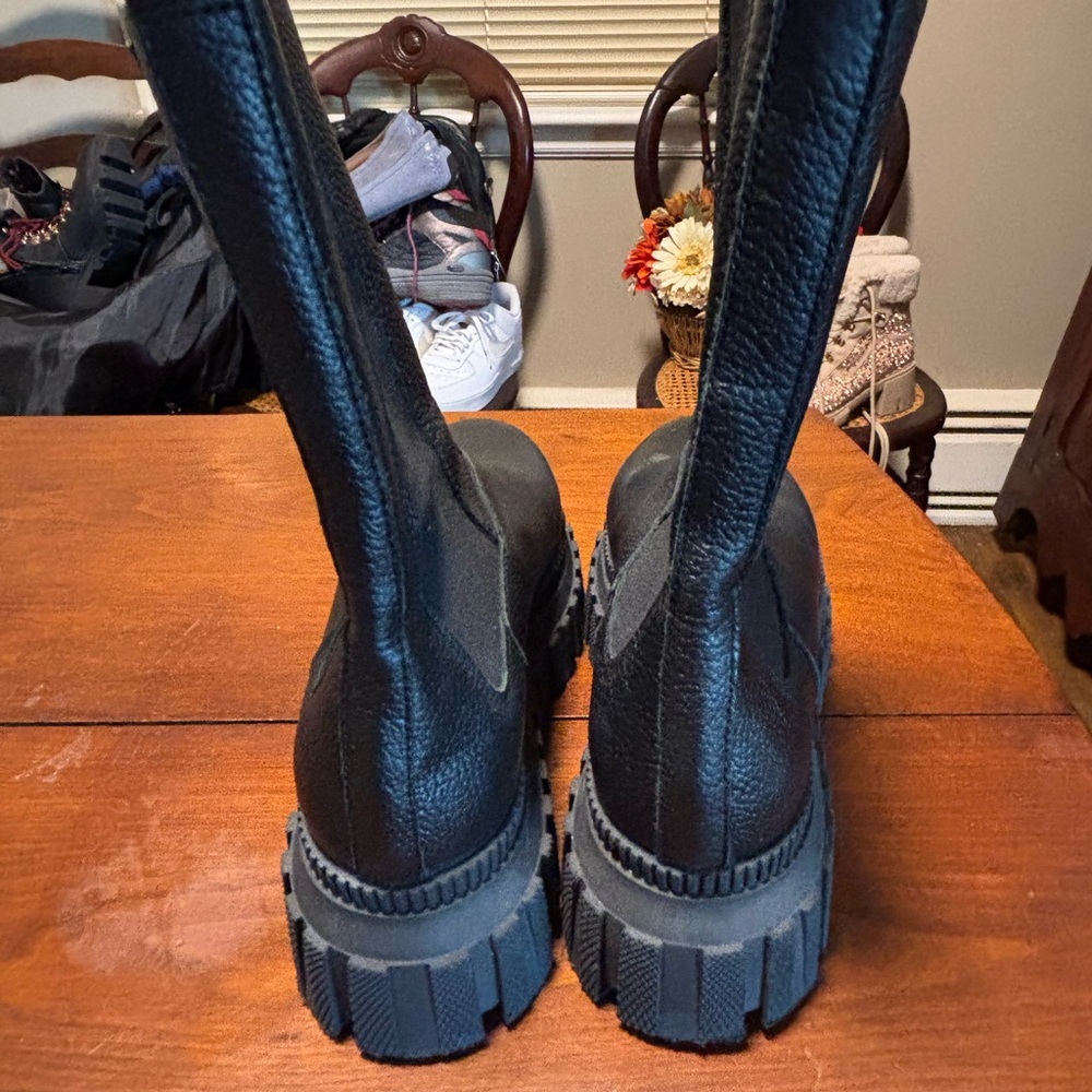 Black Chunky Platform Boots - Picture 3 of 7